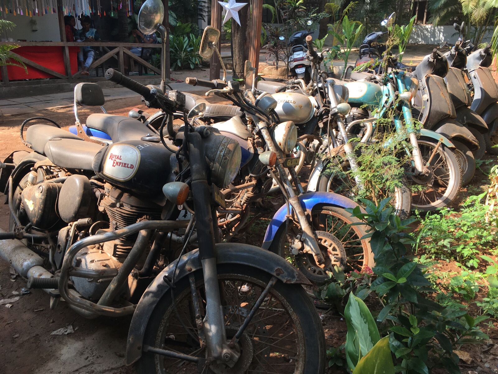 iPhone SE back camera 4.15mm f/2.2 sample photo. Goa, india, royal enfield photography