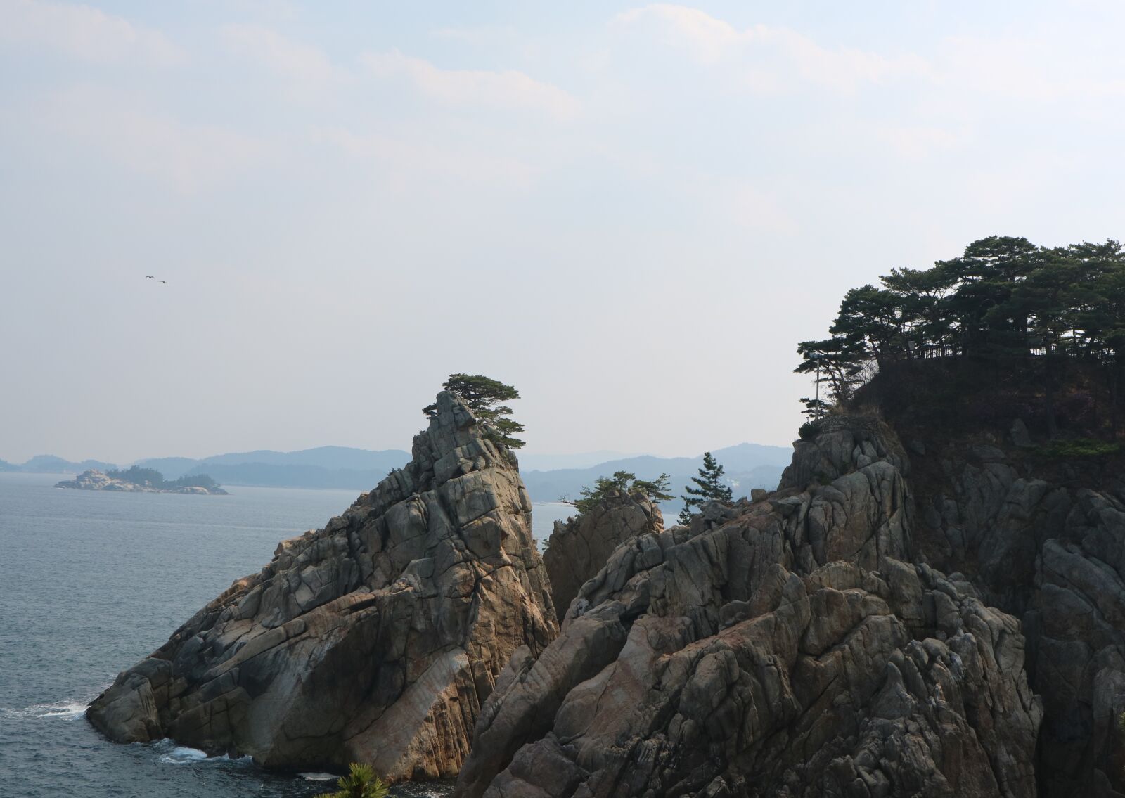 Canon EOS M3 + Canon EF-M 15-45mm F3.5-6.3 IS STM sample photo. Nature, rock, scenery photography