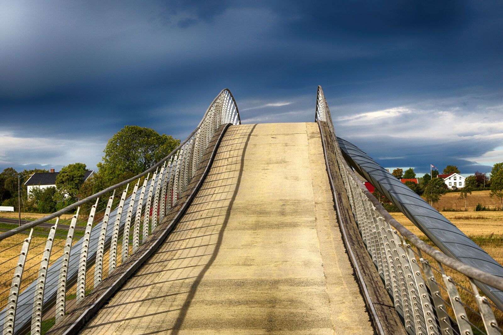 Canon EOS 7D Mark II sample photo. Bridge, architecture, landscape photography