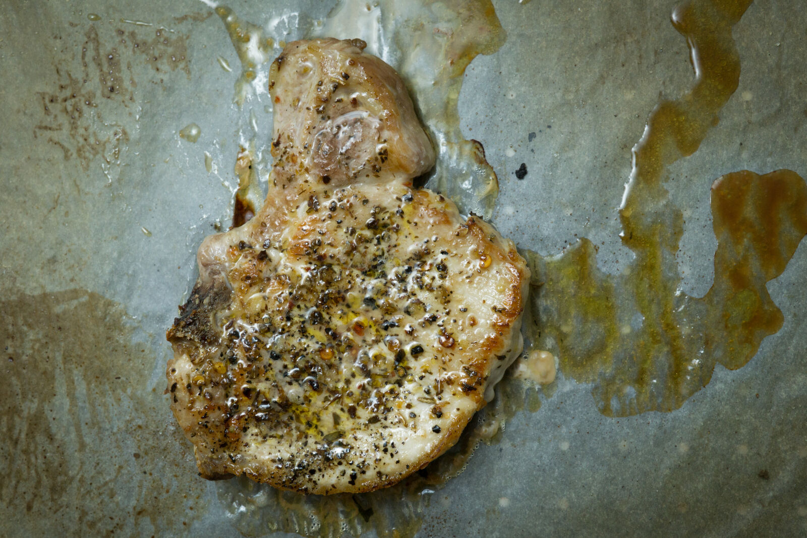 Sony a6000 + Sigma 30mm F2.8 EX DN sample photo. Cooking, delicious, fish, food photography