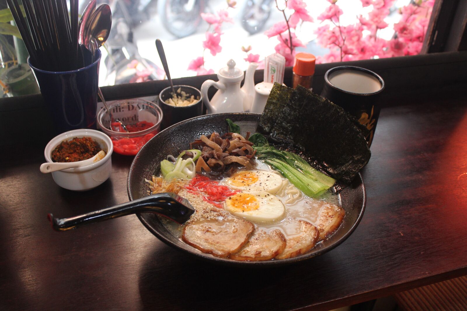 Canon EOS 600D (Rebel EOS T3i / EOS Kiss X5) sample photo. Ramen, curry, dai photography