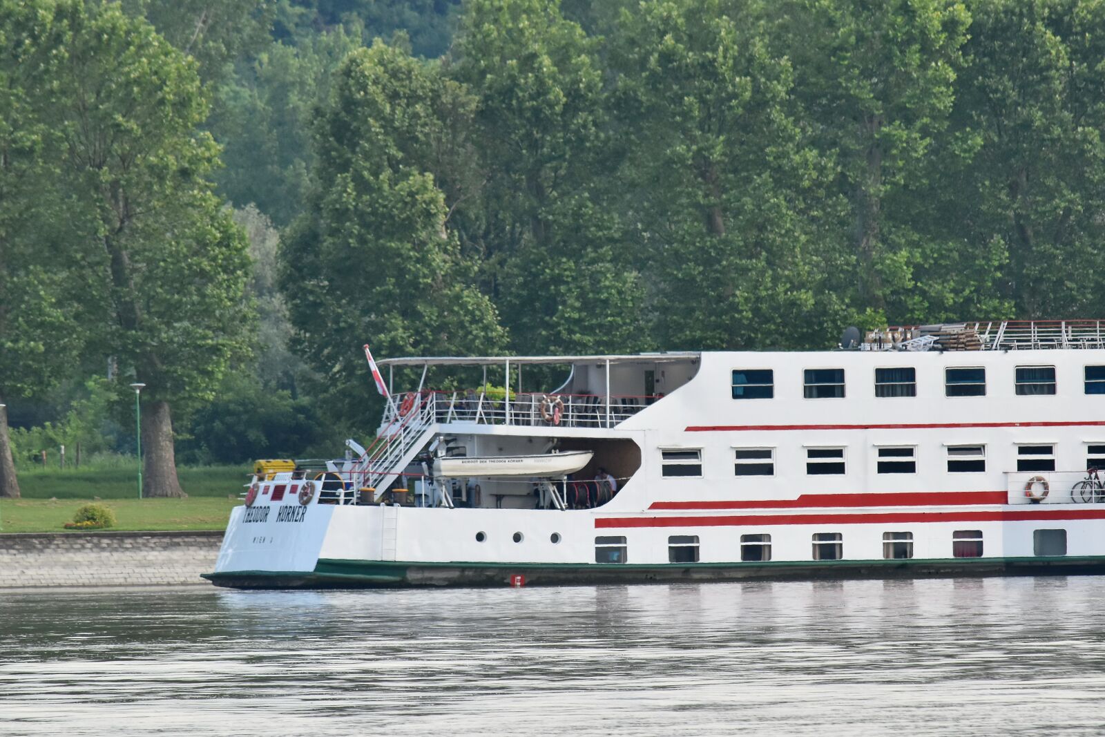 Nikon D5500 sample photo. Croatia, cruise ship, danube photography