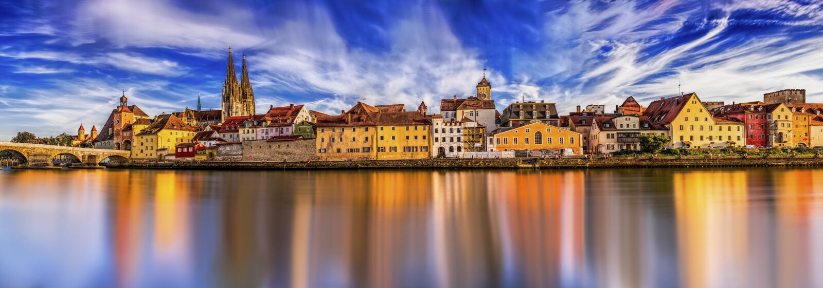 Sony a6300 + Sigma 30mm F2.8 EX DN sample photo. Panorama, regensburg, historic center photography