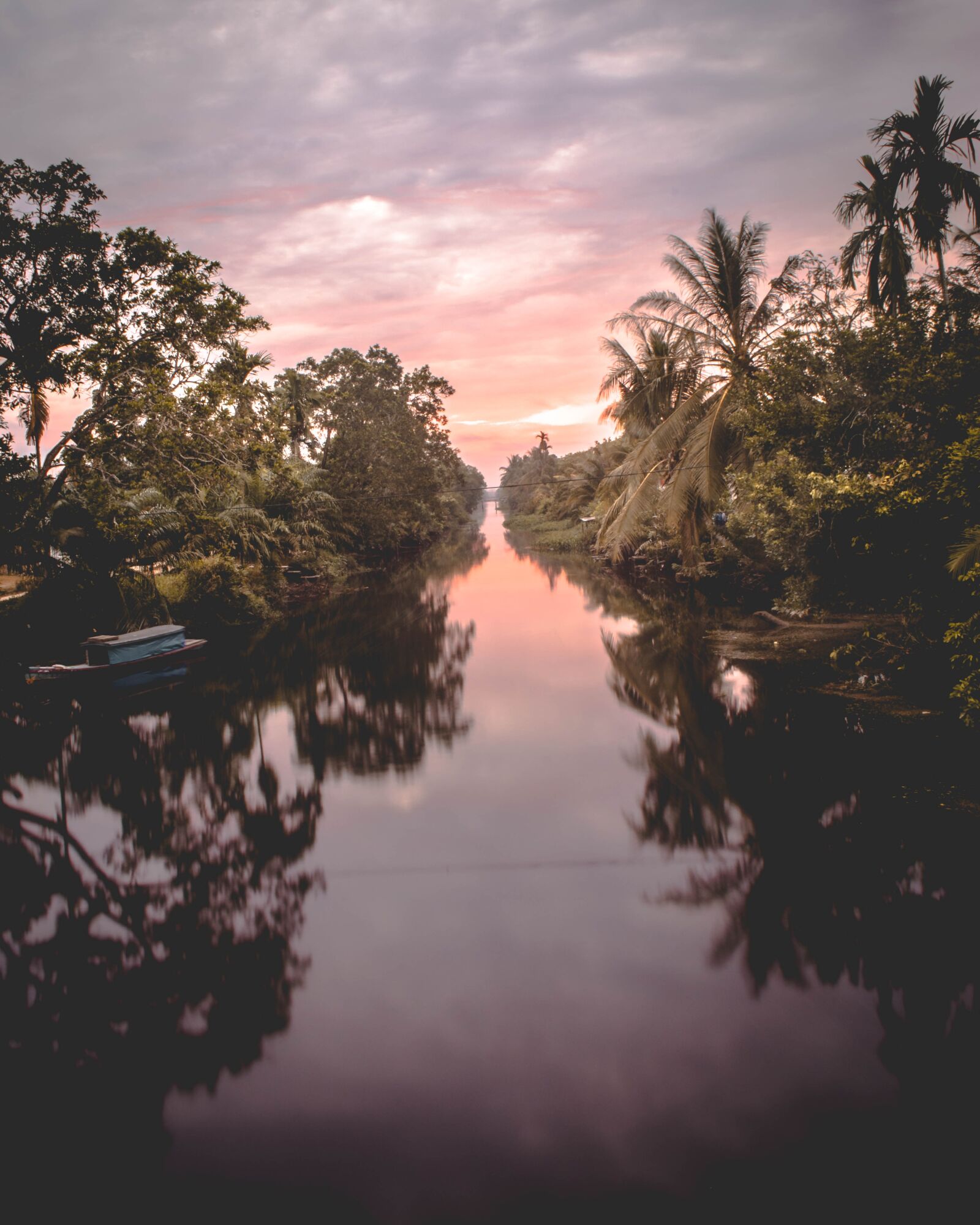 Nikon D5200 sample photo. River, gold, sunset photography