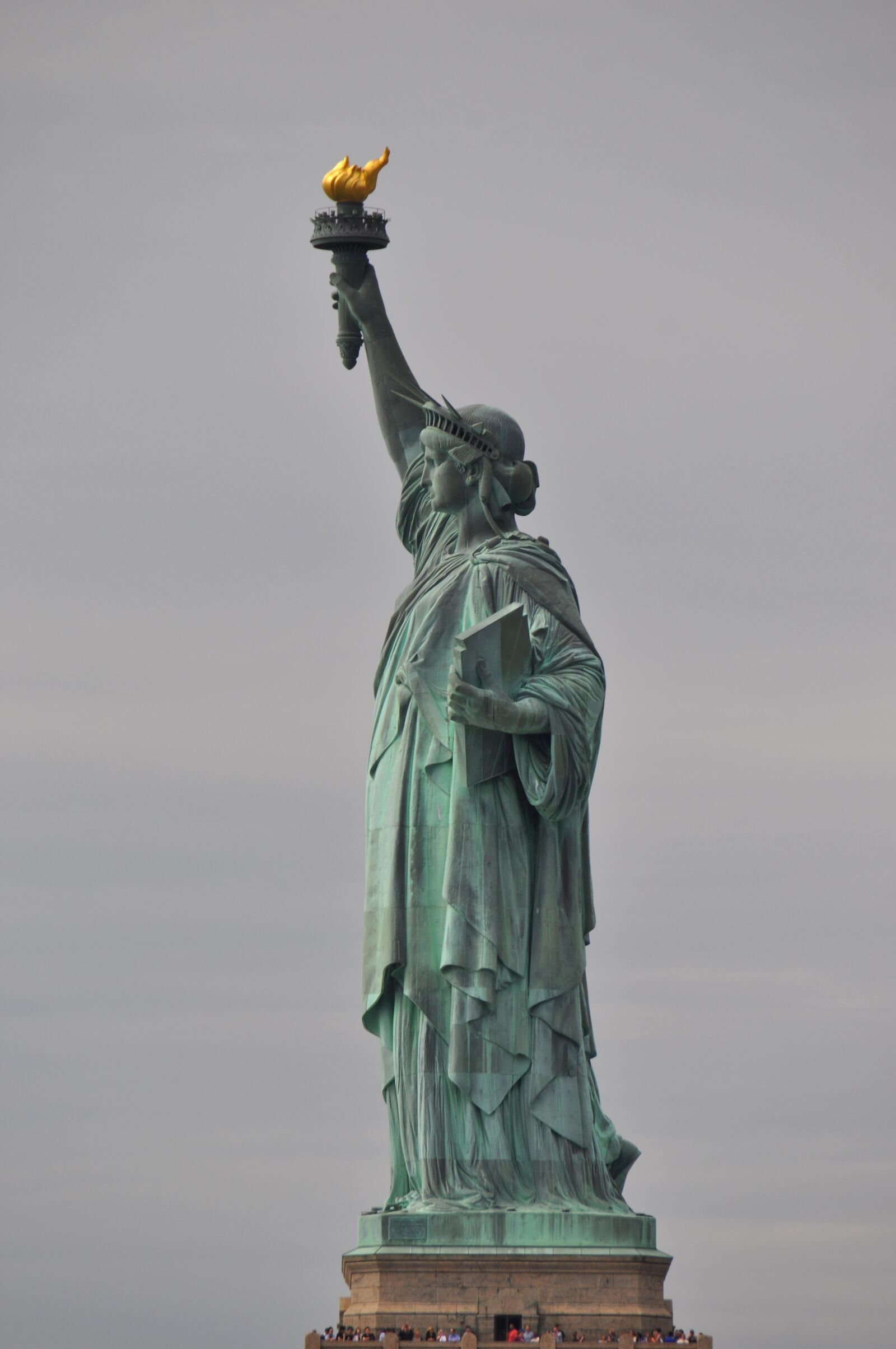 Nikon D5000 sample photo. Statue of liberty, new photography