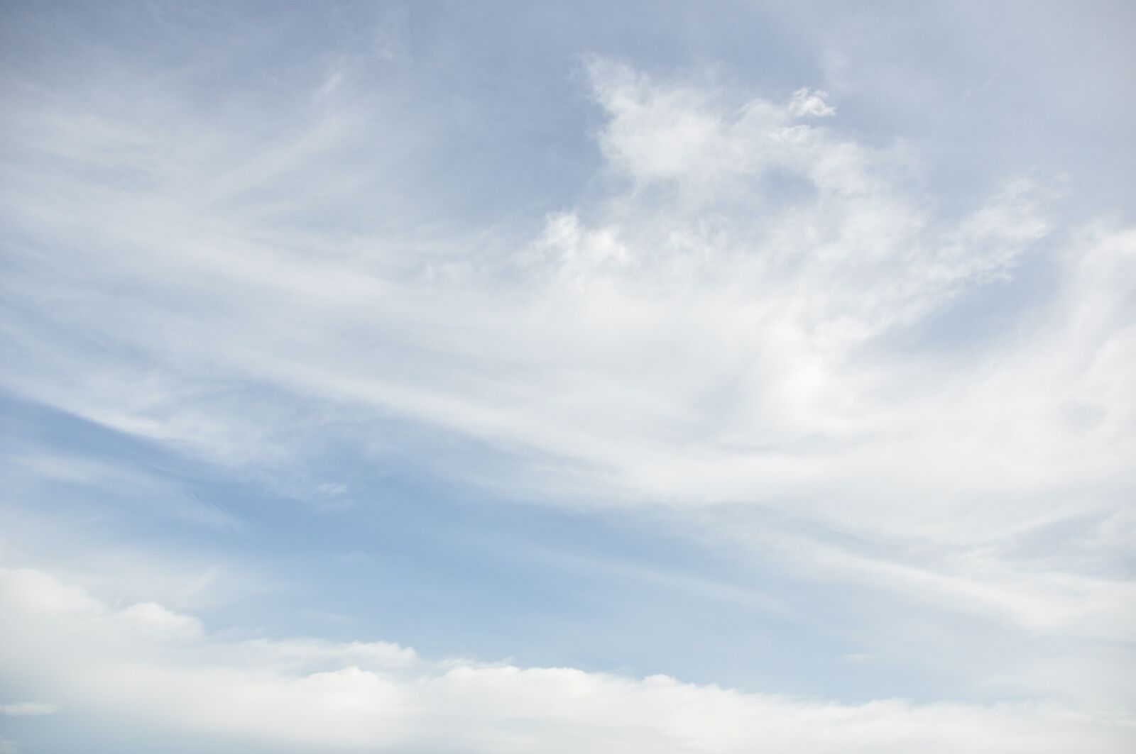 Nikon D90 sample photo. Blue, sky, thin cloud photography