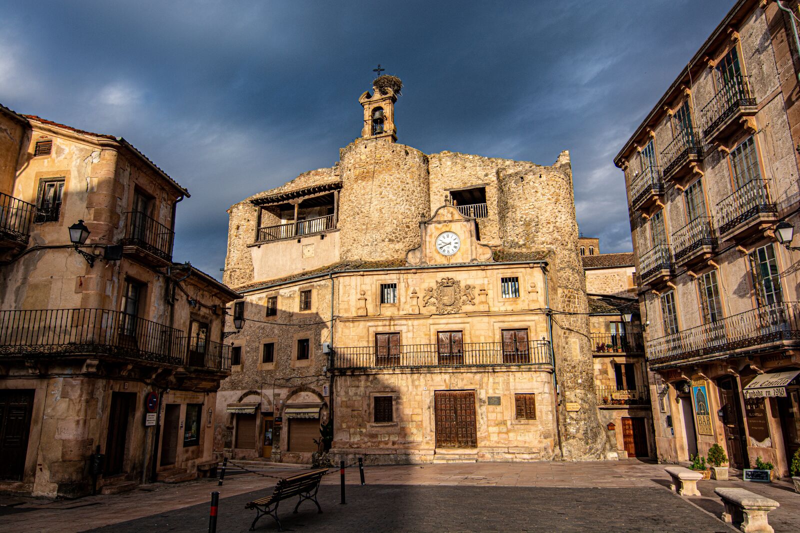 Nikon D7100 sample photo. Plaza, people, tourism photography