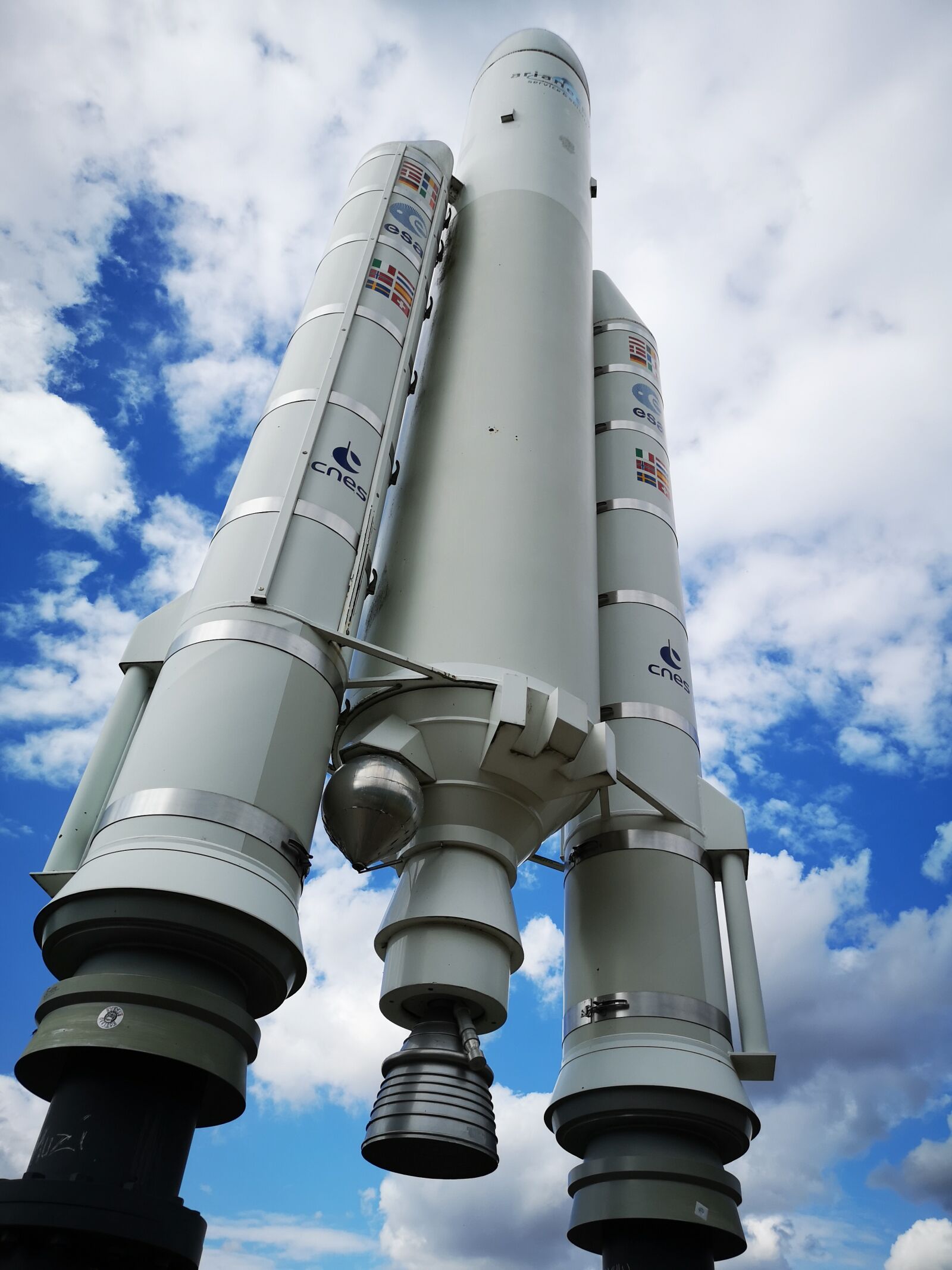 HUAWEI CLT-L29 sample photo. Rocket, walter hohmann, hardheim photography