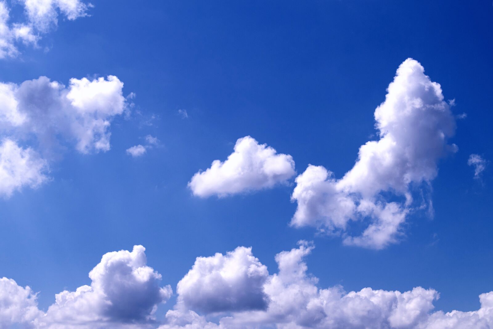 Nikon D5600 sample photo. Sky, clouds, weather photography