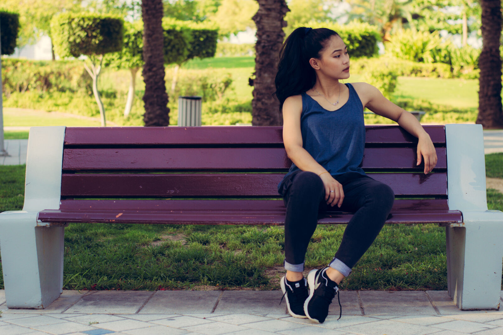 Nikon D3200 + Nikon AF-S Nikkor 50mm F1.8G sample photo. Beautiful, bench, fashion, female photography