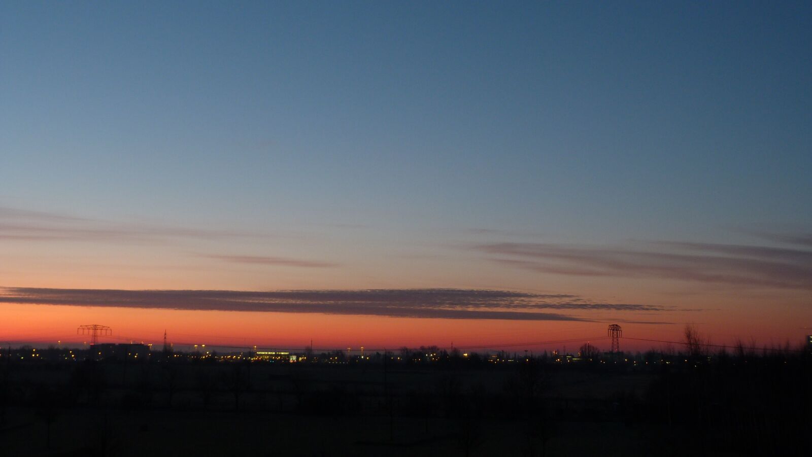 Panasonic Lumix DMC-FZ40 (Lumix DMC-FZ45) sample photo. Sky, red, afterglow photography