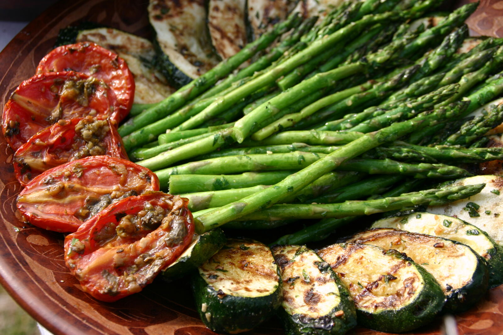 Canon EOS 300D (EOS Digital Rebel / EOS Kiss Digital) sample photo. Appetizer, asparagus, eating, healthy photography
