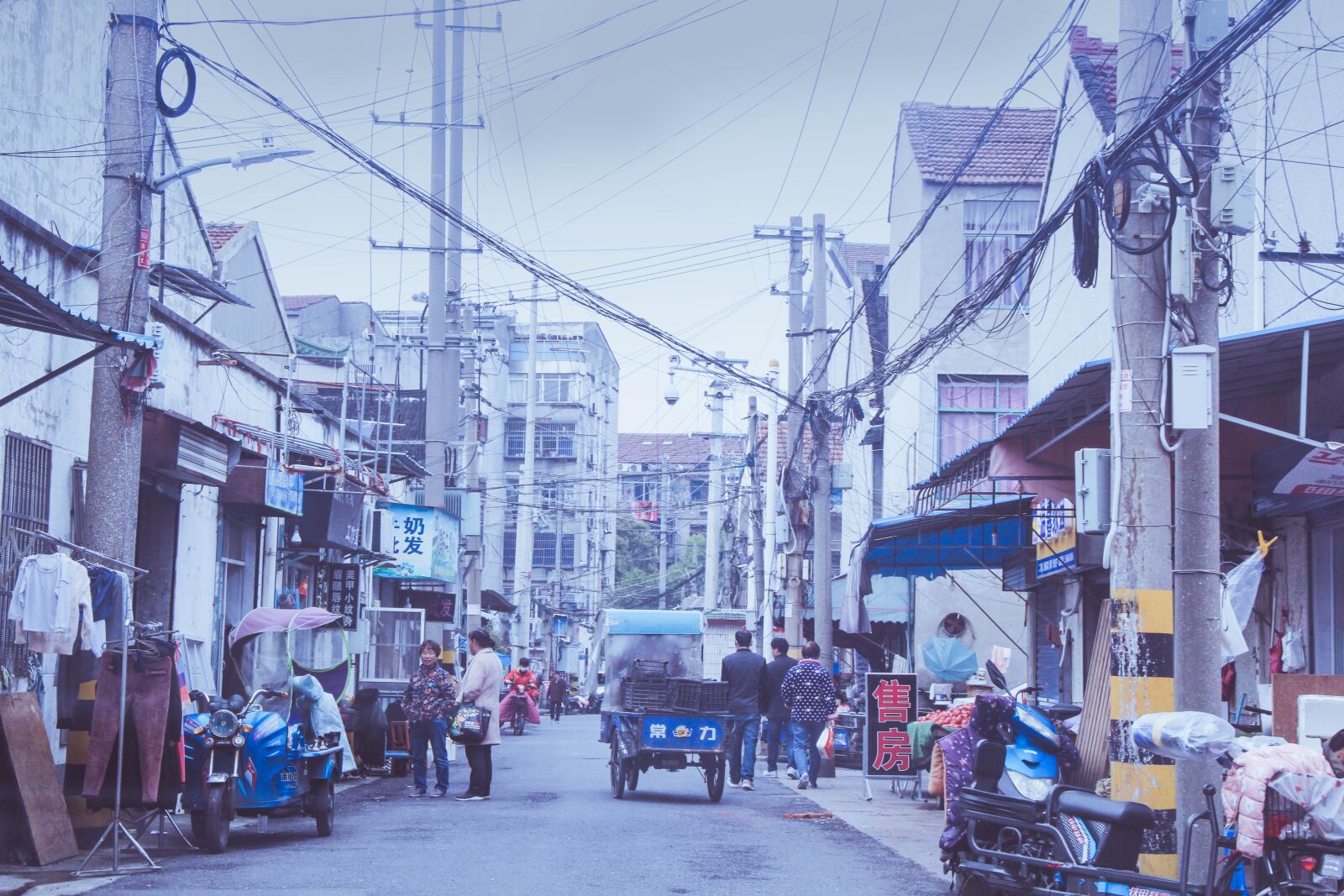 Canon EOS 60D sample photo. 街道, 风景, 集市 photography