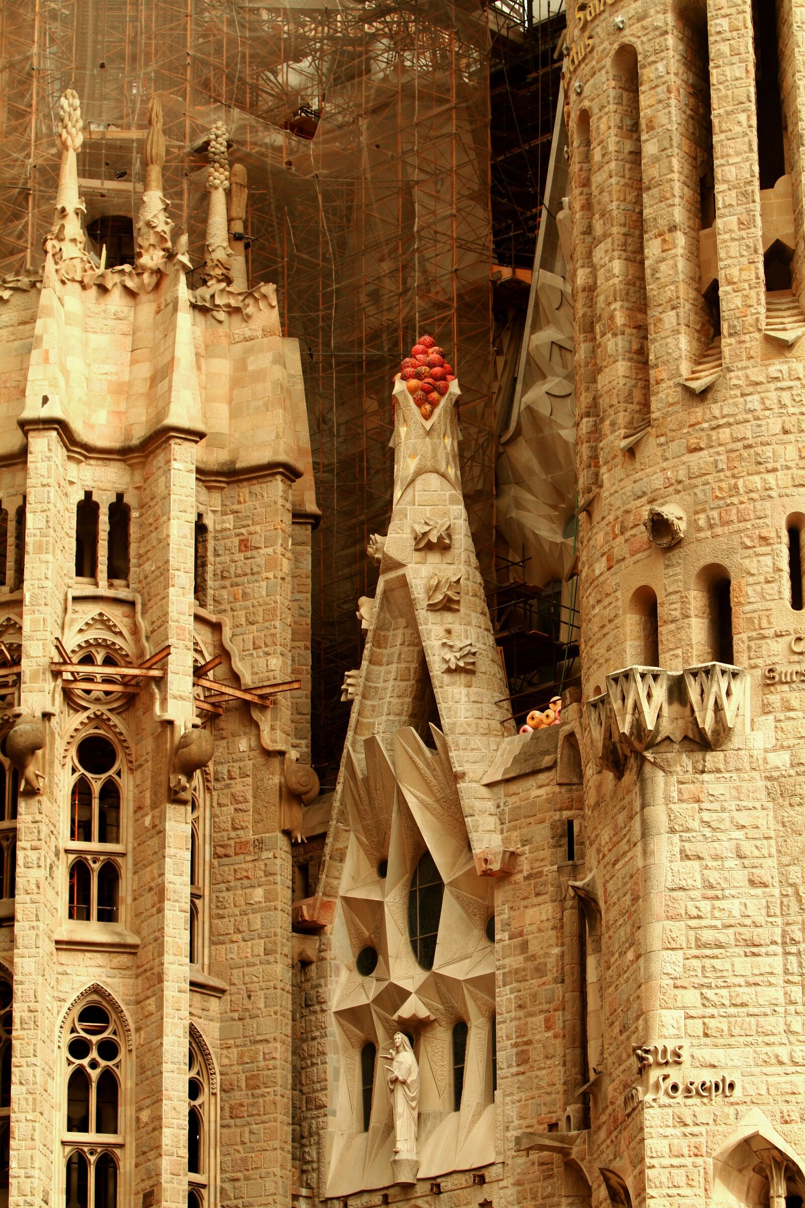 Canon EOS 7D sample photo. Sagrada familia, gaudi, church photography