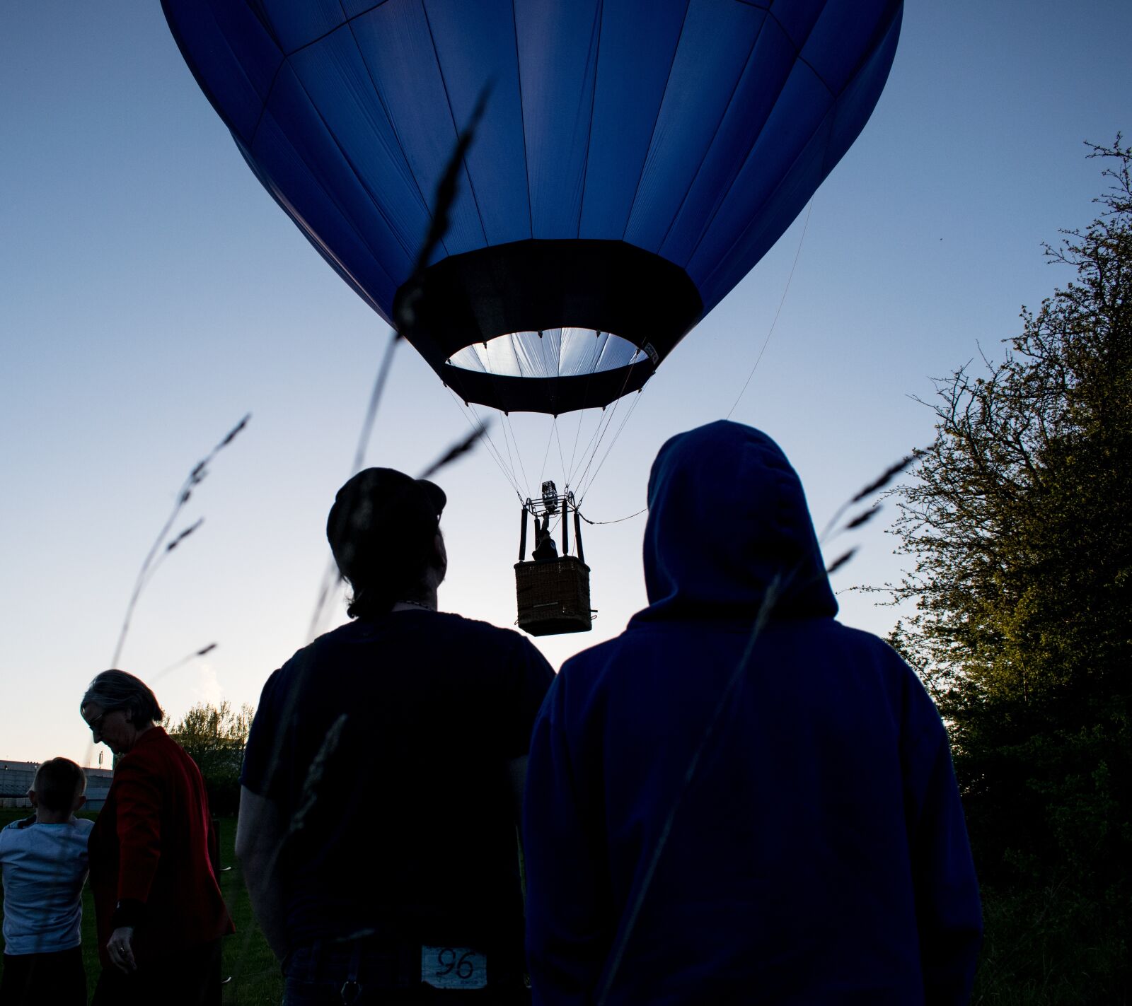 Nikon D3300 sample photo. People, balloon, man photography