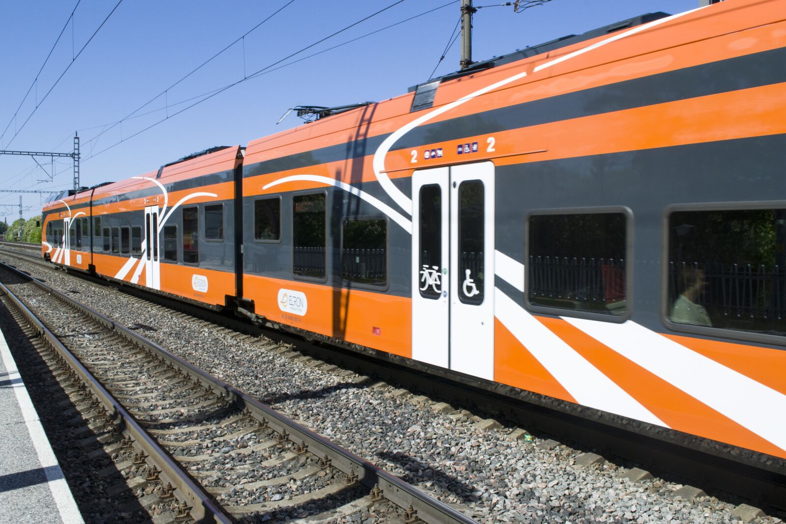 Nikon D3100 sample photo. Elektrichka, train, rails photography