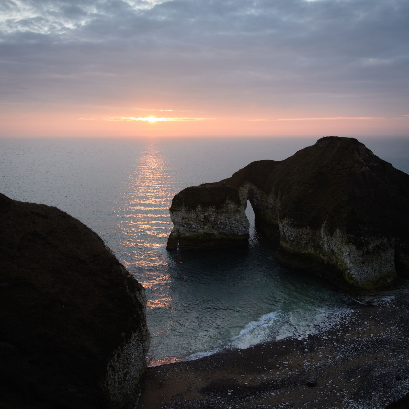 Tokina AT-X Pro 11-16mm F2.8 DX II sample photo. Seascape, sunrise, flamborough photography
