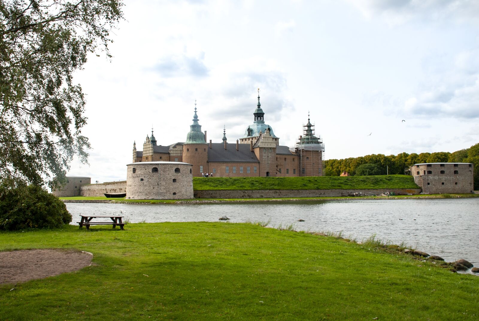 Nikon D80 sample photo. Castle, old, building photography