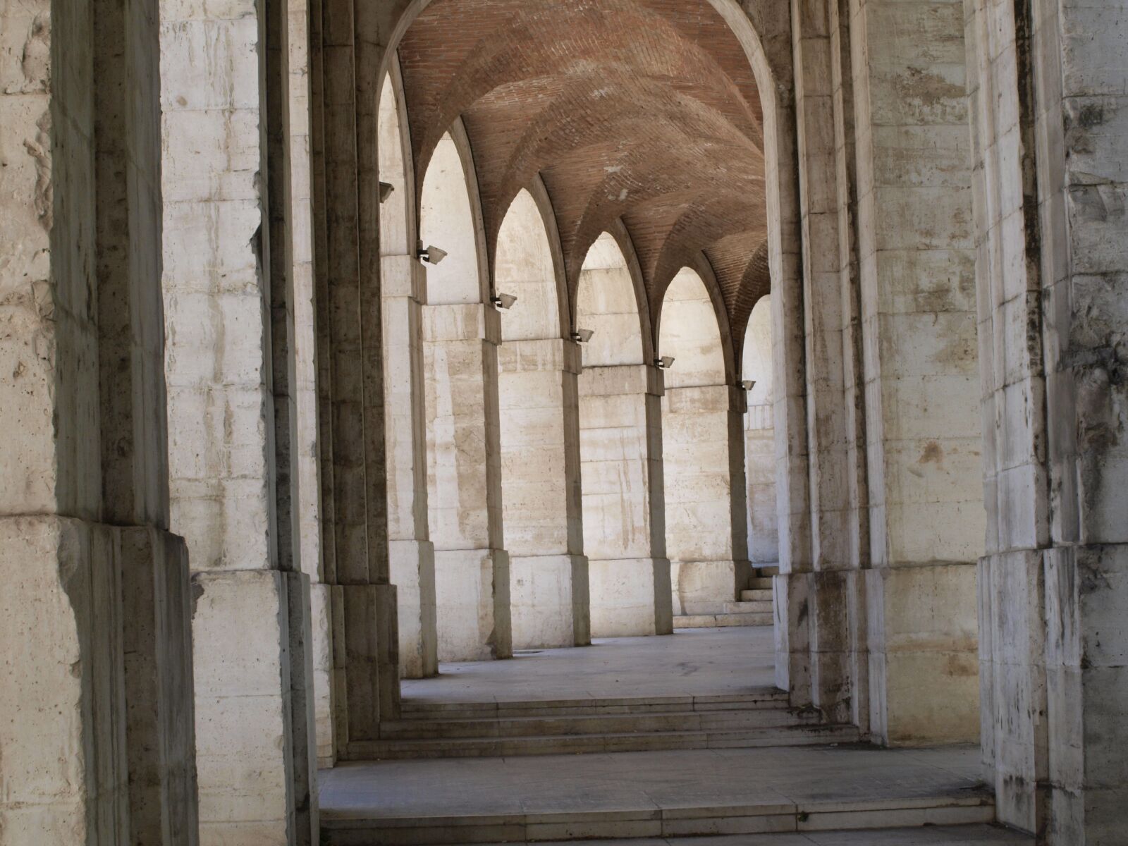 Olympus E-420 (EVOLT E-420) sample photo. Palace aranjuez, aranjuez, spain photography