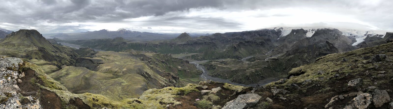 iPhone X back camera 4mm f/1.8 sample photo. Landscape, national park, panorama photography