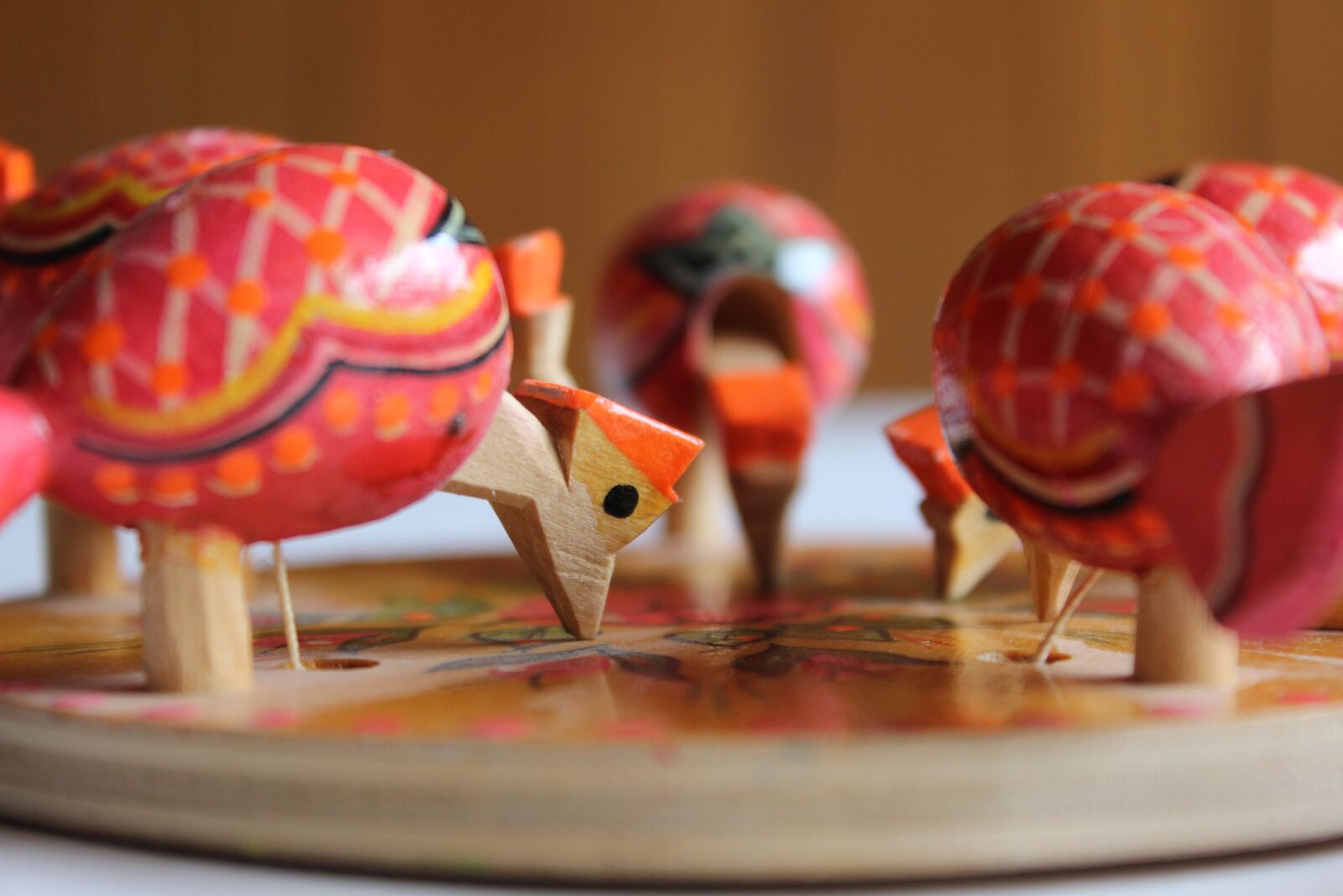 Canon EOS 600D (Rebel EOS T3i / EOS Kiss X5) sample photo. Toy, wood, crafts photography