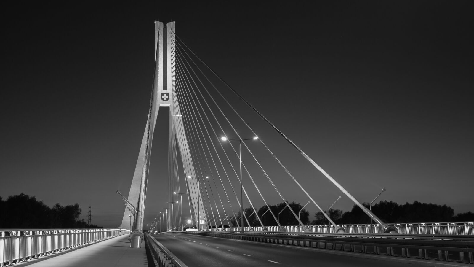 Canon EOS 1300D (EOS Rebel T6 / EOS Kiss X80) sample photo. Rzeszów, bridge, mo photography