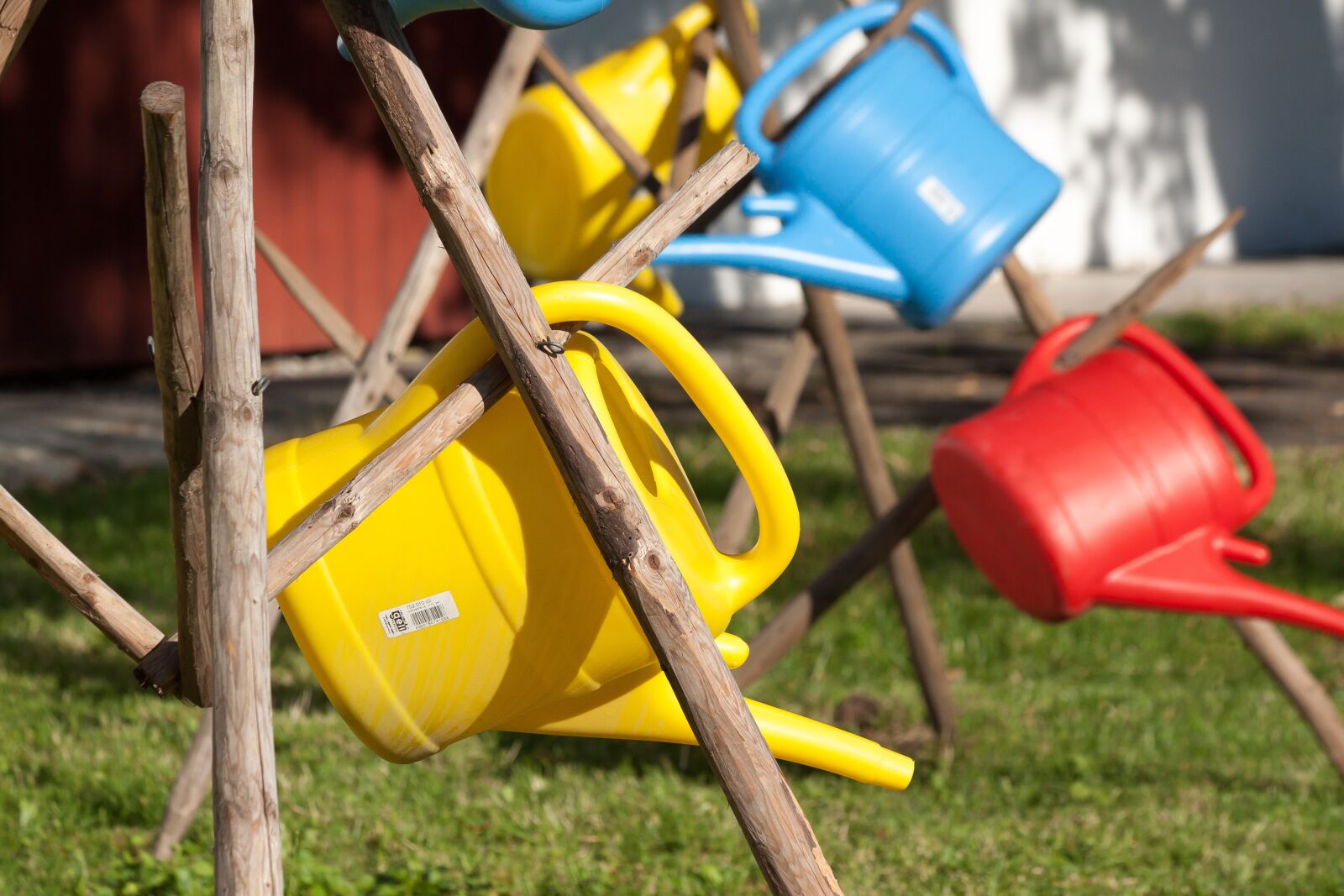 Canon EOS 50D sample photo. Watering can, plastic, colorful photography
