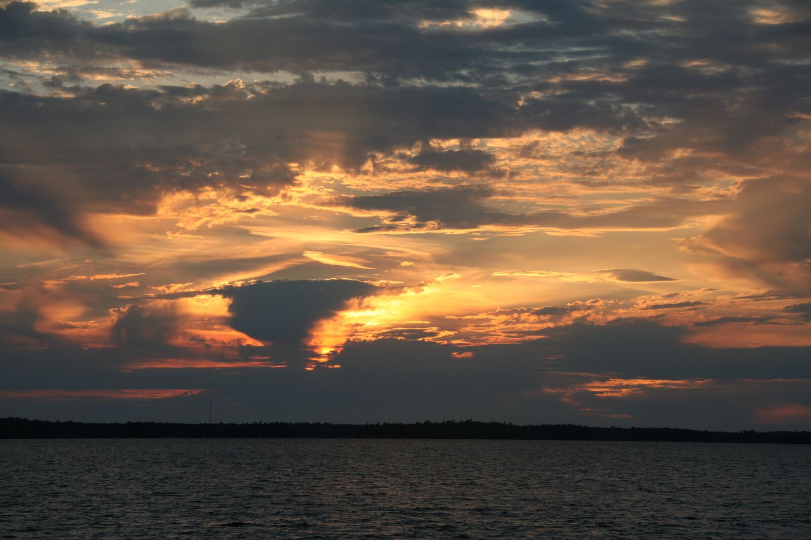 Canon EOS 5D sample photo. Sunset, muskoka, lake photography