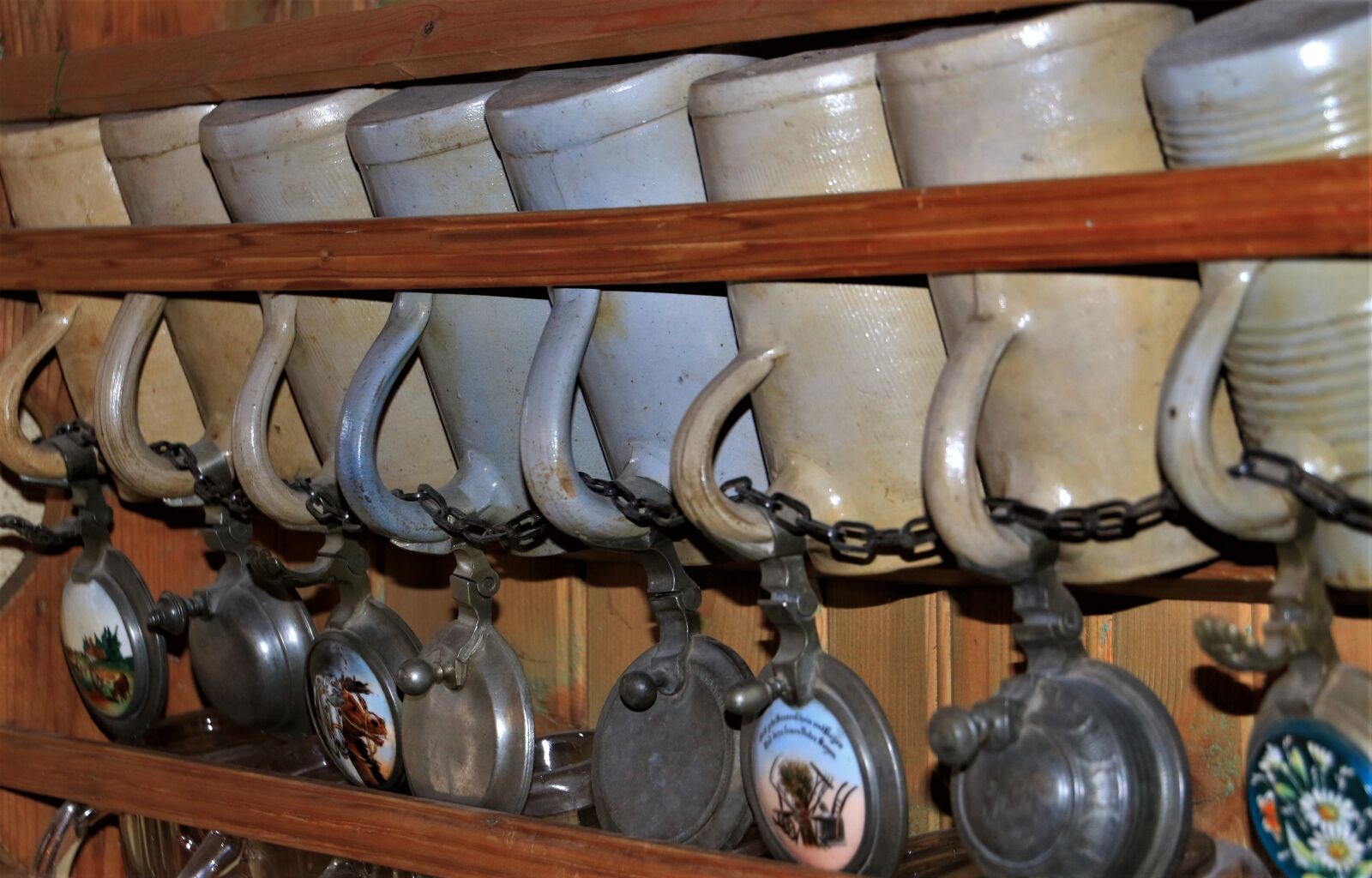 Canon EOS 7D Mark II sample photo. Beer, beer mugs, jugs photography