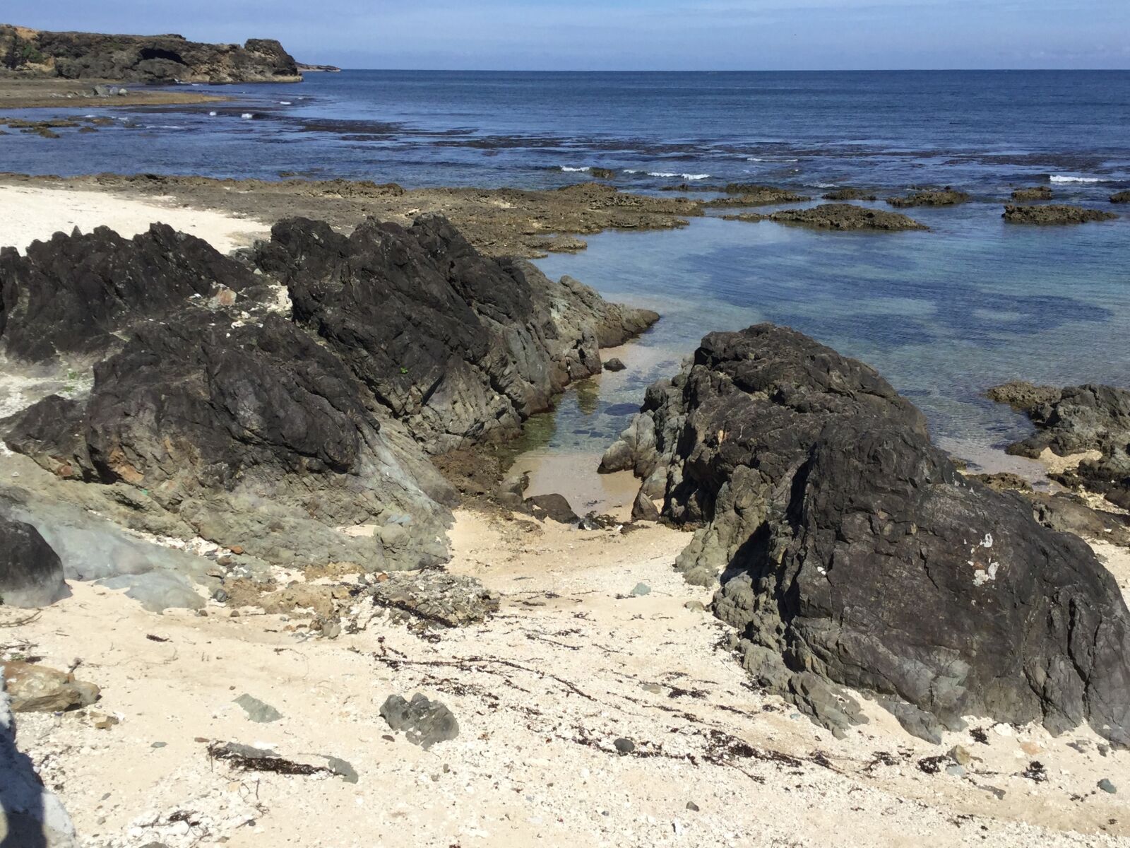 Apple iPad mini 4 sample photo. Sea, rocks, ocean photography