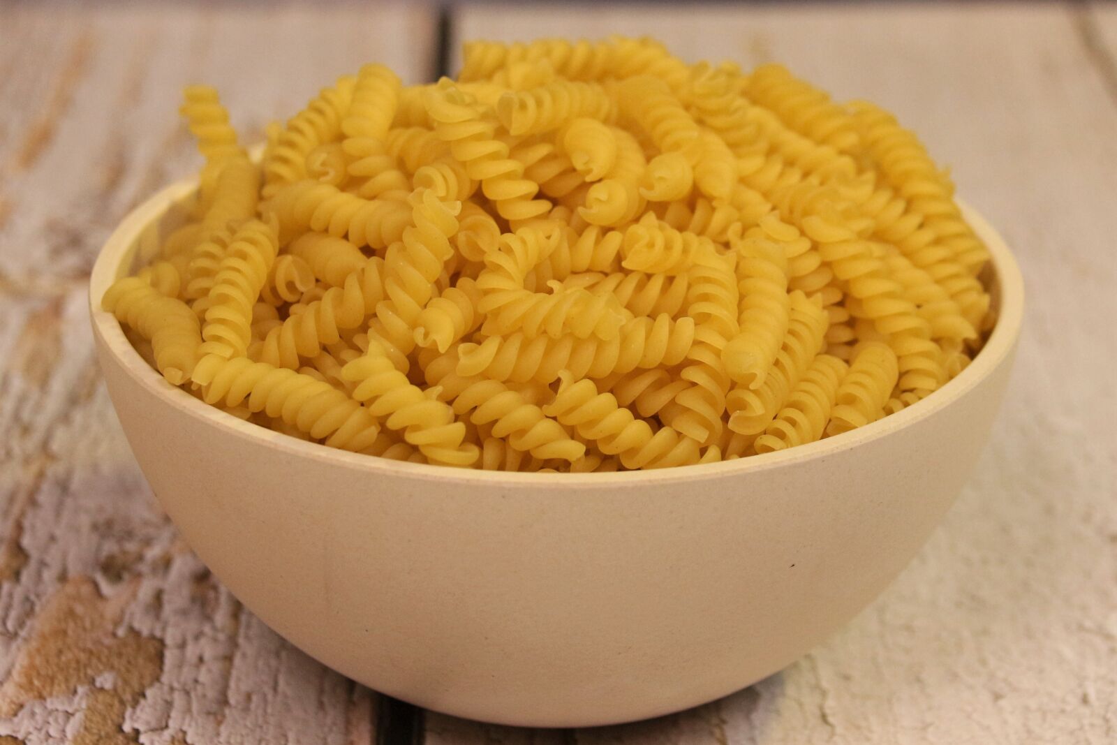 Canon EOS 700D (EOS Rebel T5i / EOS Kiss X7i) sample photo. Noodles, delicious, food photography