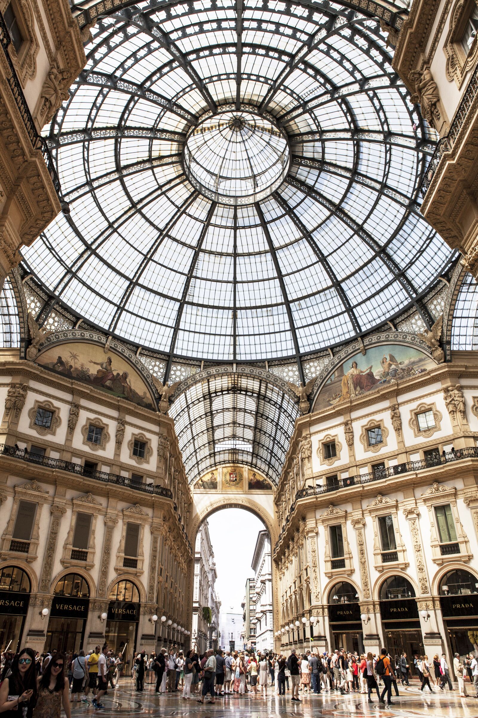 Canon EOS 5D Mark II sample photo. Europe, italy, shopping photography