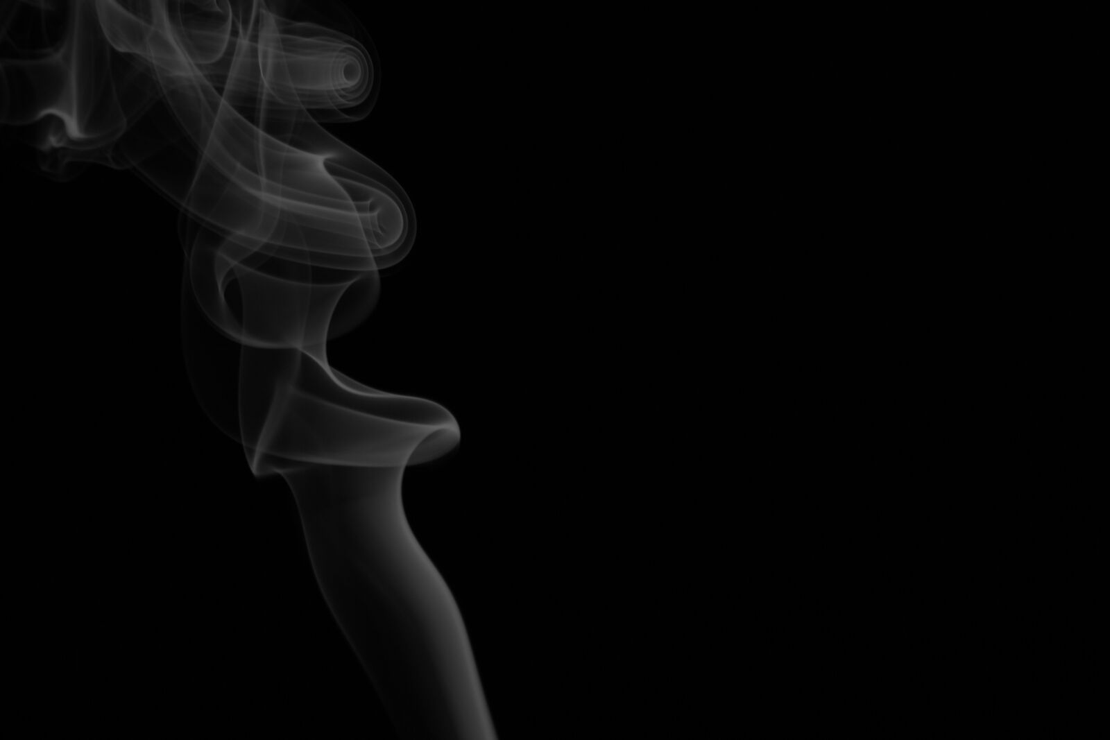 Canon EF-S 18-200mm F3.5-5.6 IS sample photo. Smoke, photography, smoke photography photography