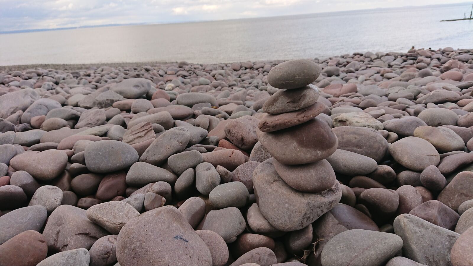 Sony Xperia XZ1 Compact sample photo. Pebbles, beach, shore photography