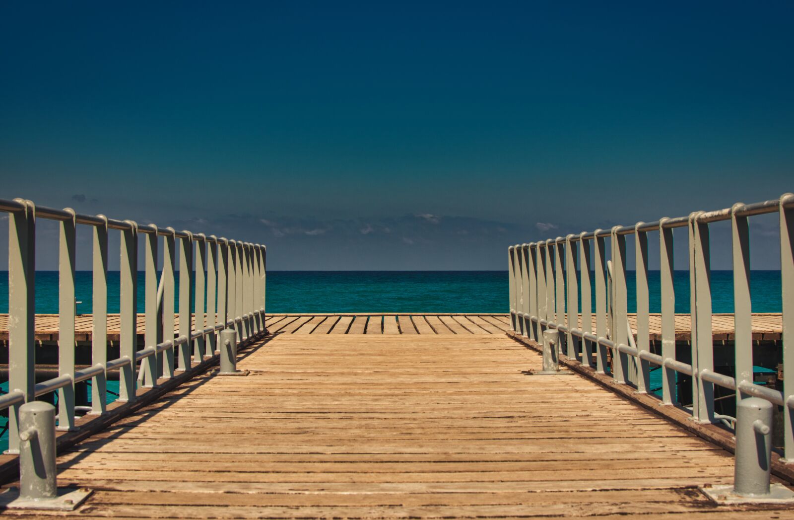 Nikon D5300 sample photo. Sea, web, lonely photography