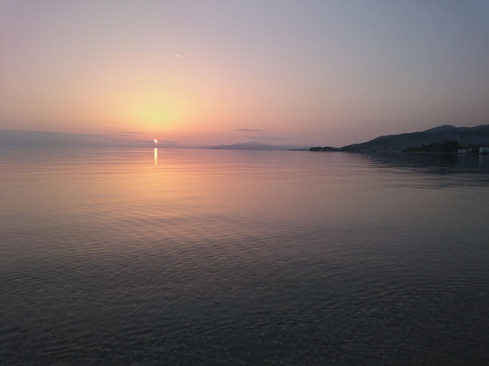 Sony Xperia Z3+ sample photo. Sunset, water, sunset photography