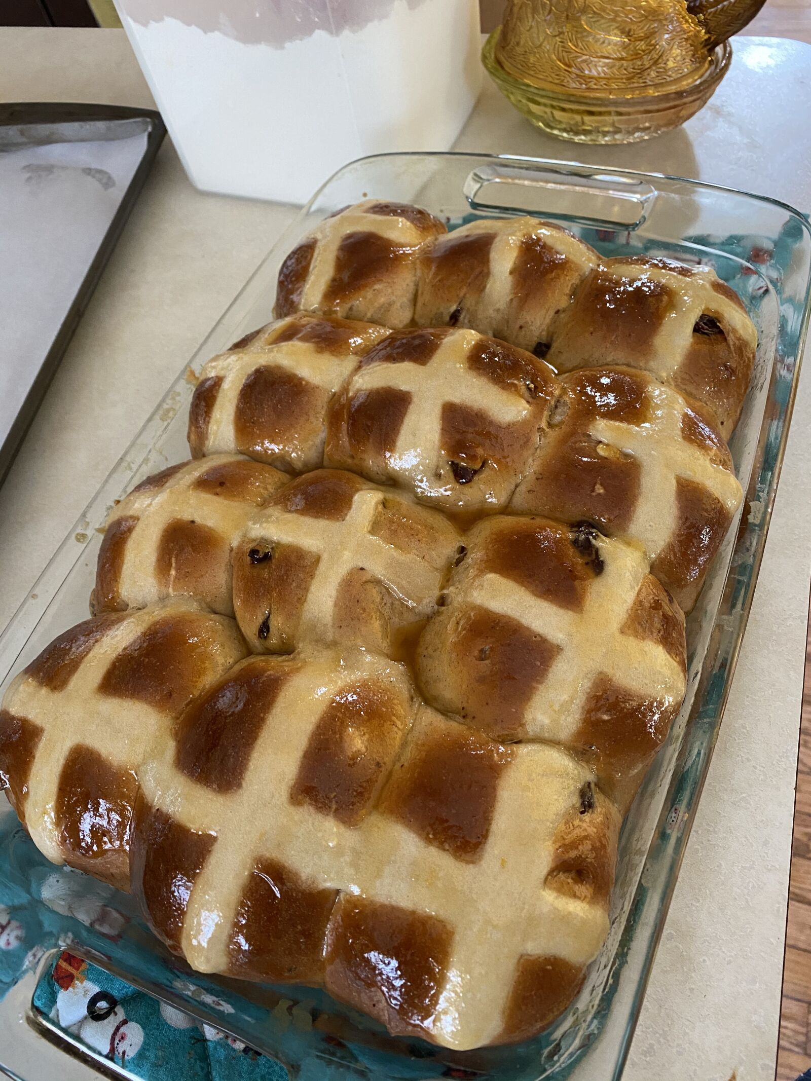 Apple iPhone 11 sample photo. Hot cross buns, easter photography