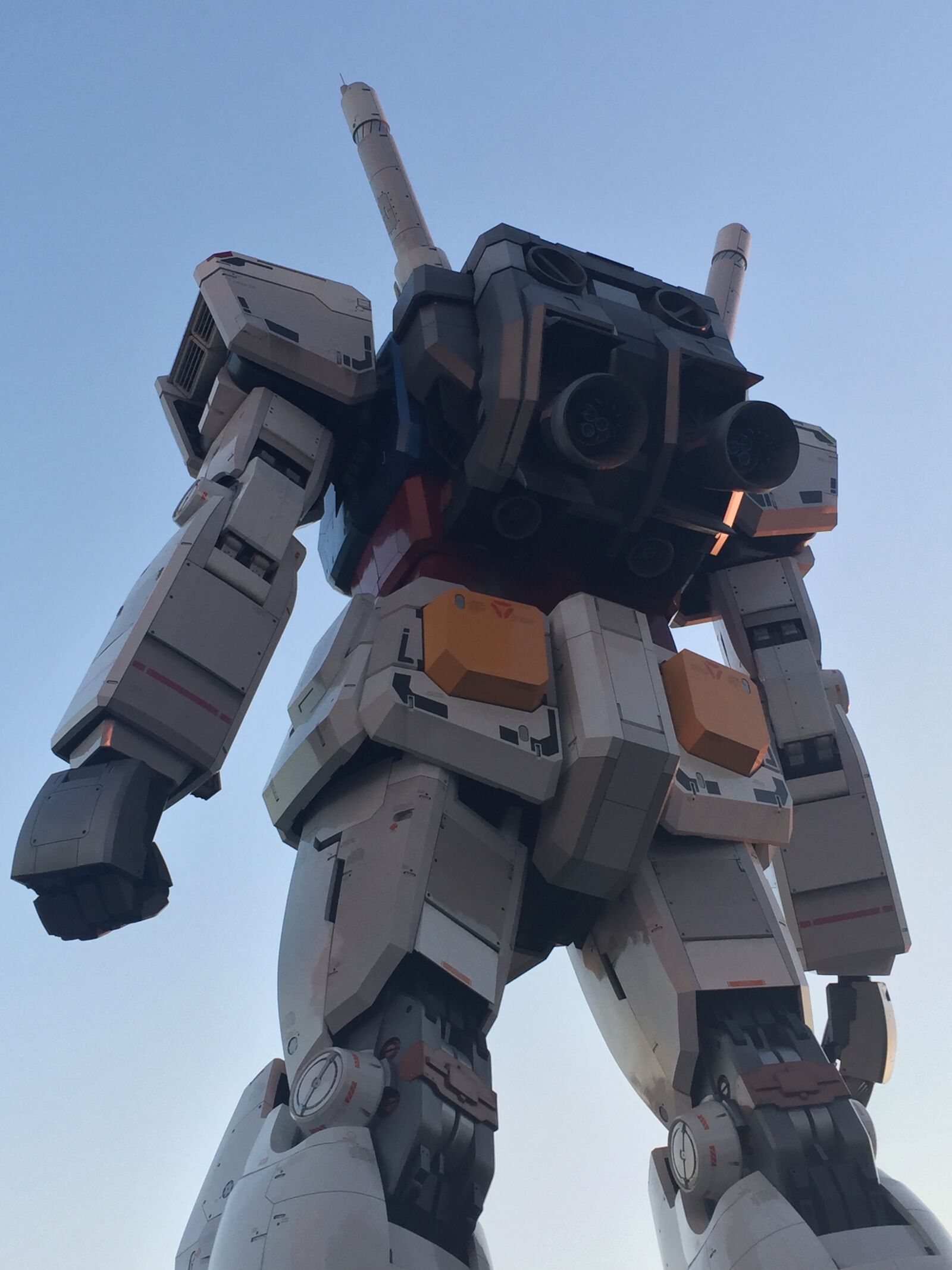 iPhone 6 back camera 4.15mm f/2.2 sample photo. Diver, city, gundam, japan photography