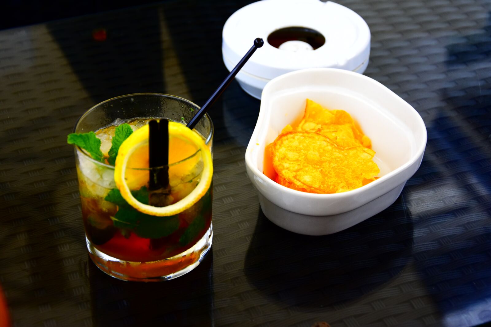 Nikon D3400 sample photo. Appetizer, drink, beach photography