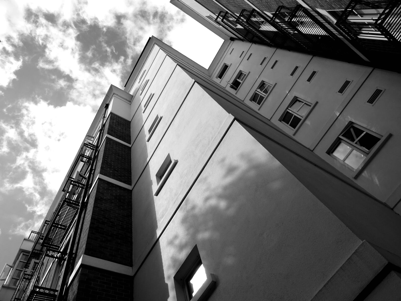 Sony DSC-HX60 sample photo. Architectural, design, architecture, black photography