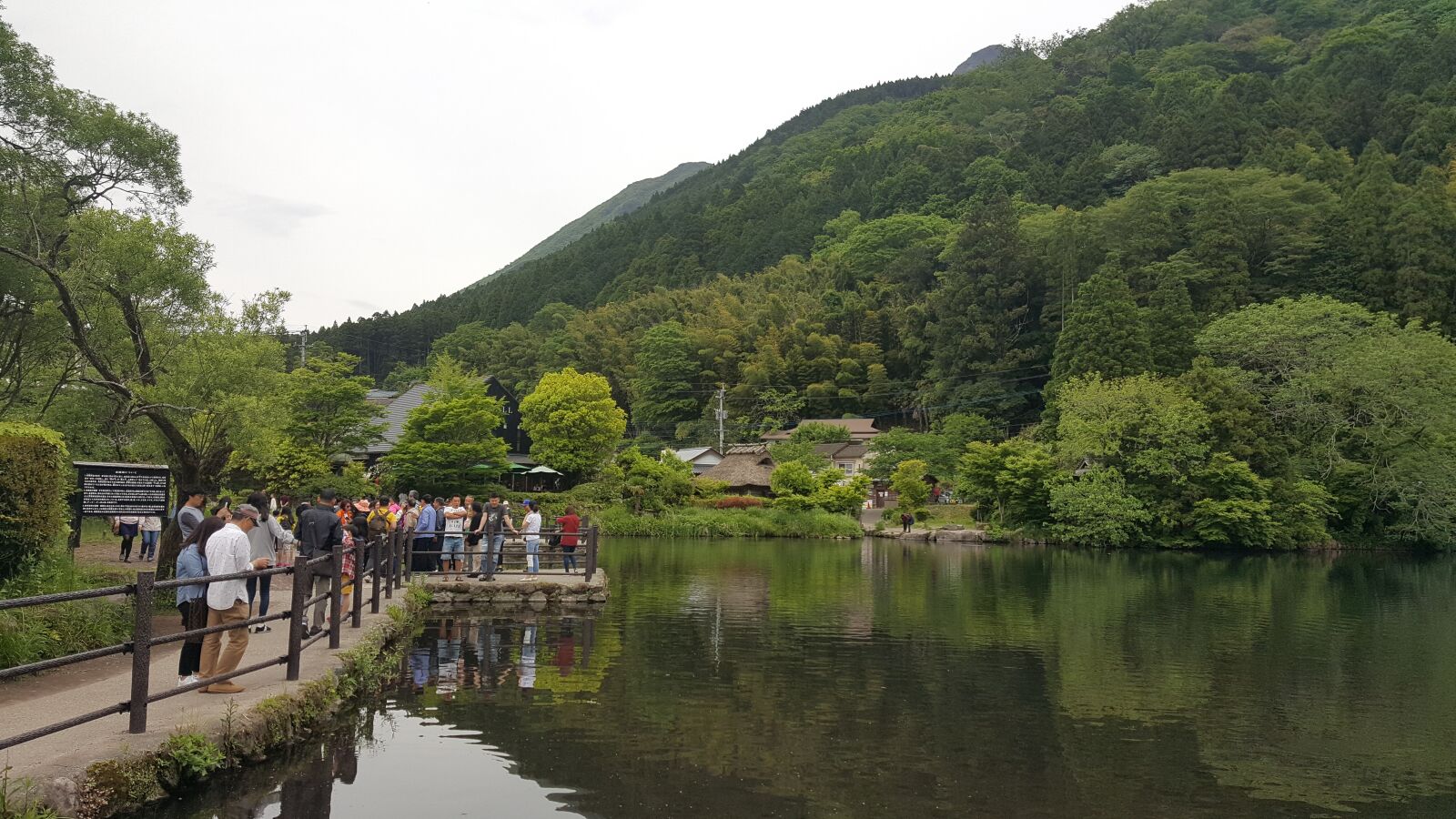 Samsung Galaxy S6 sample photo. Character, travel, japan photography