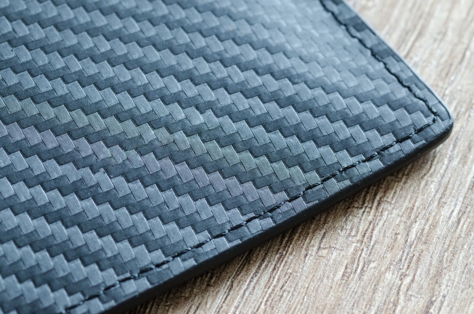 Nikon D5100 sample photo. Leather, finance, money photography