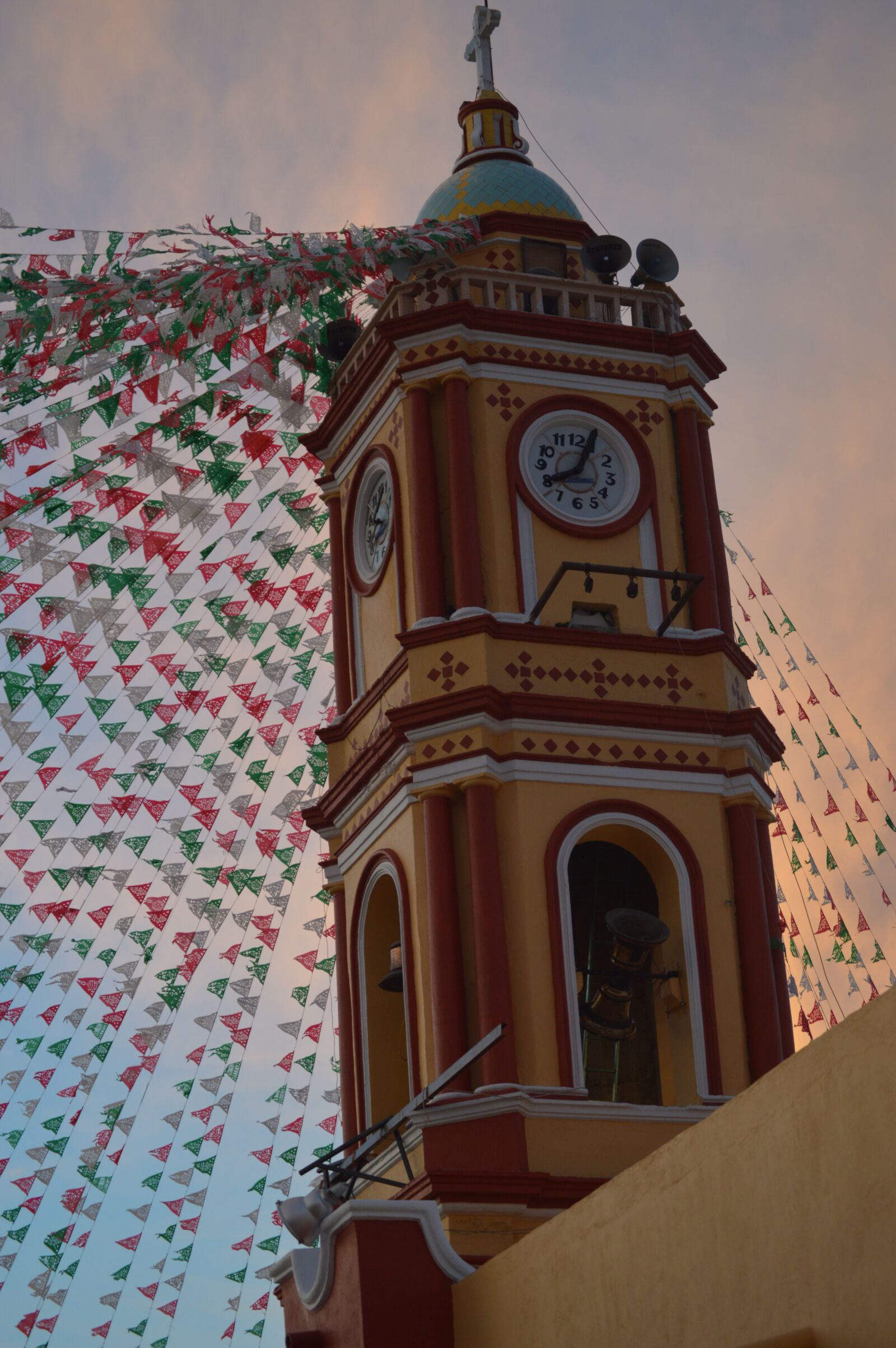 Nikon D3200 sample photo. Church, dome, party photography