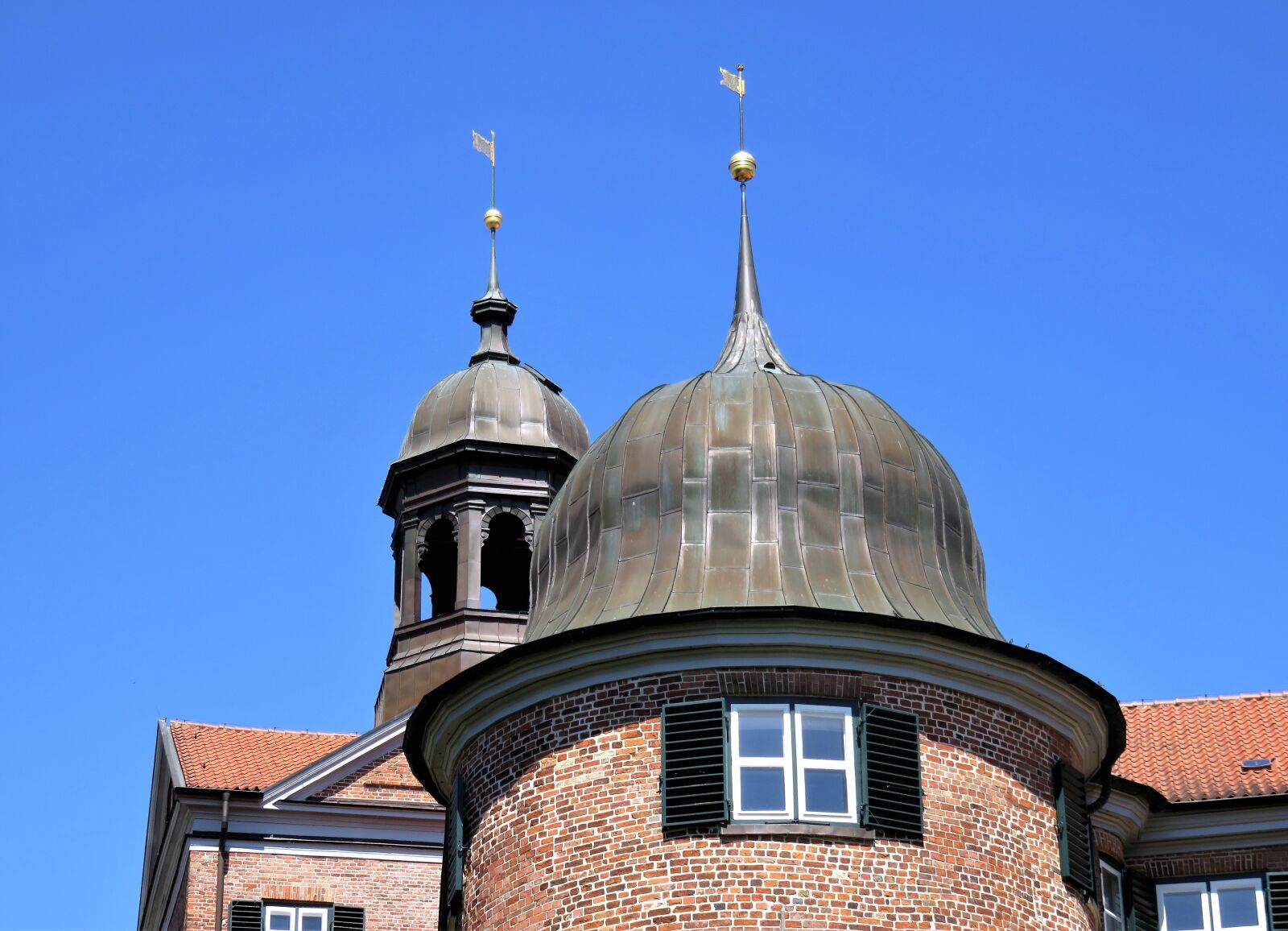 Canon PowerShot SX710 HS sample photo. Castle, castle towers, bell photography