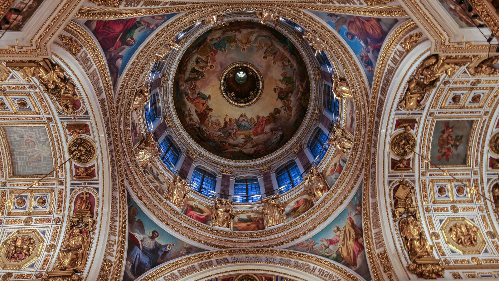 LG G4 sample photo. Saint petersbourg, cathedral, saint photography