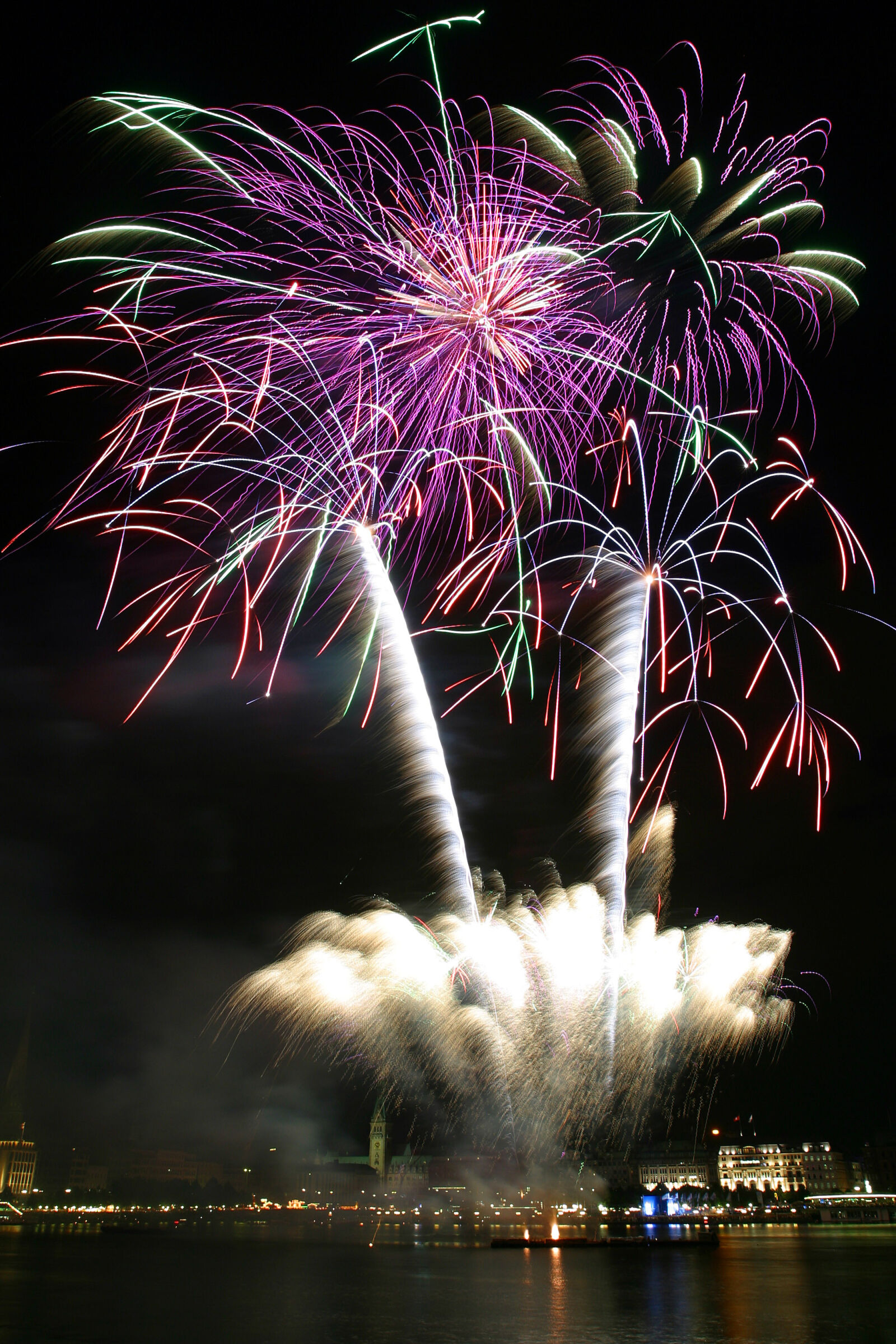 Canon EOS D60 sample photo. Firework photography