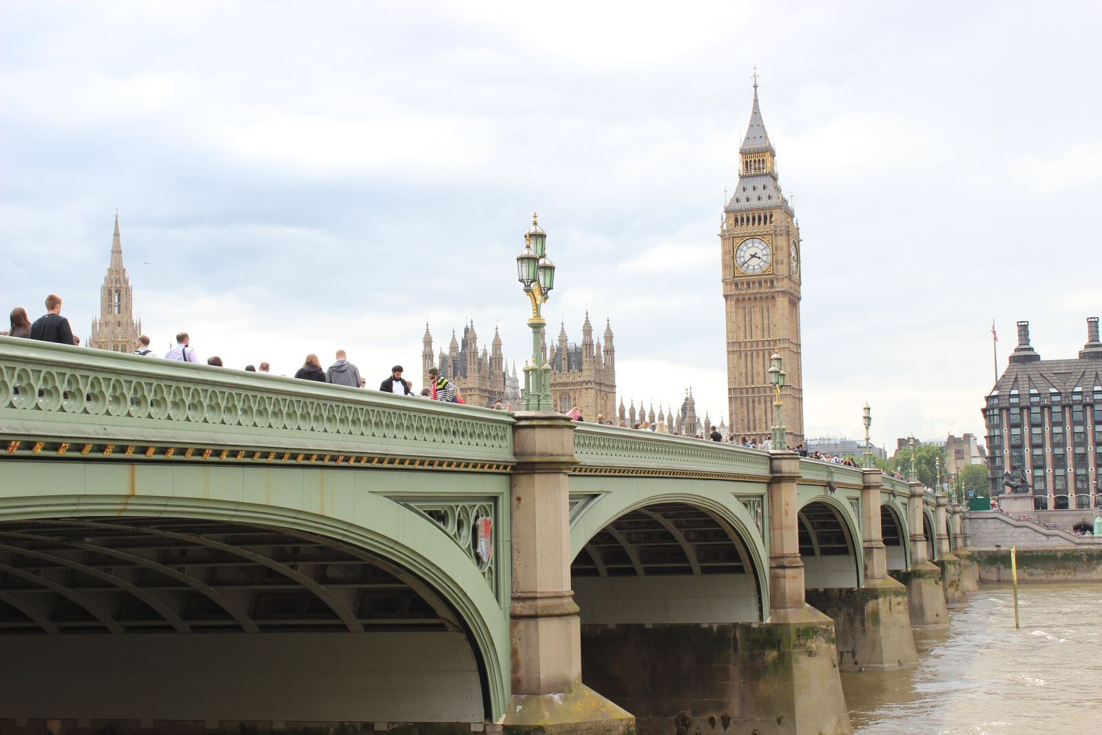 Canon EOS 600D (Rebel EOS T3i / EOS Kiss X5) sample photo. England, london, bridge photography