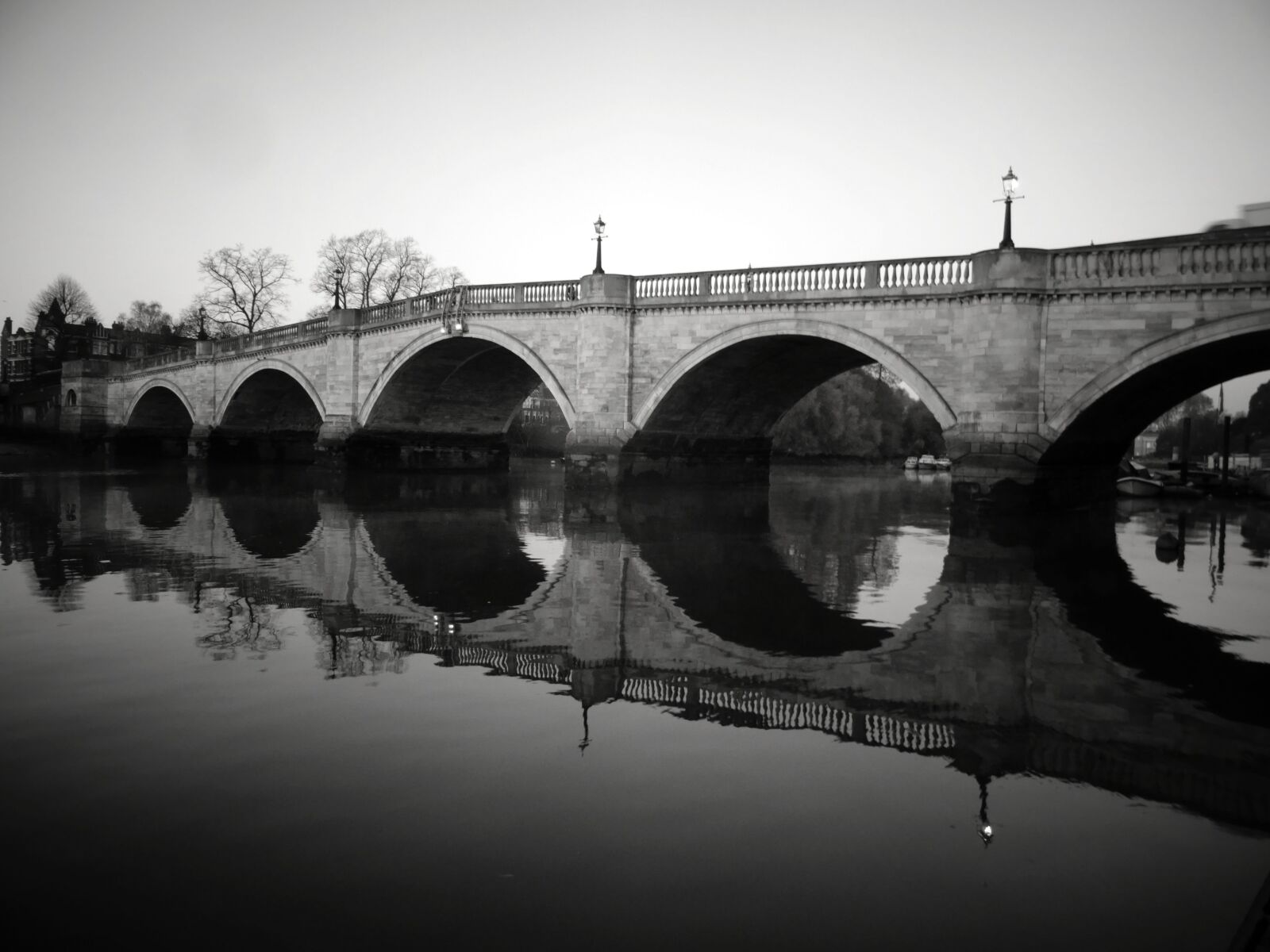 Sony DSC-HX60 sample photo. Arch, bridge, black, and photography