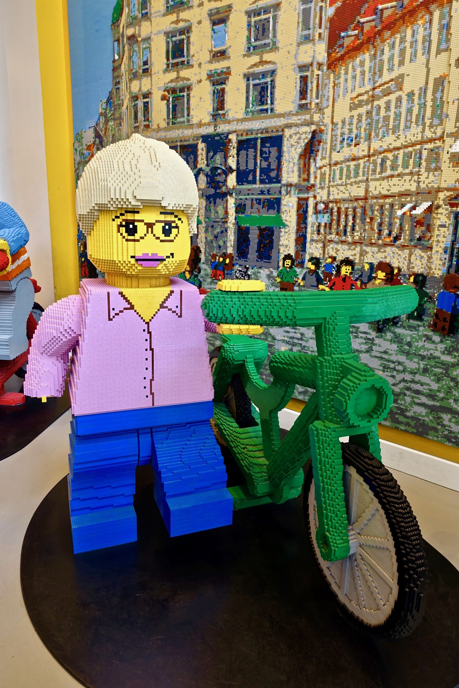 Sony Cyber-shot DSC-RX100 III sample photo. Lego, figure, bike photography