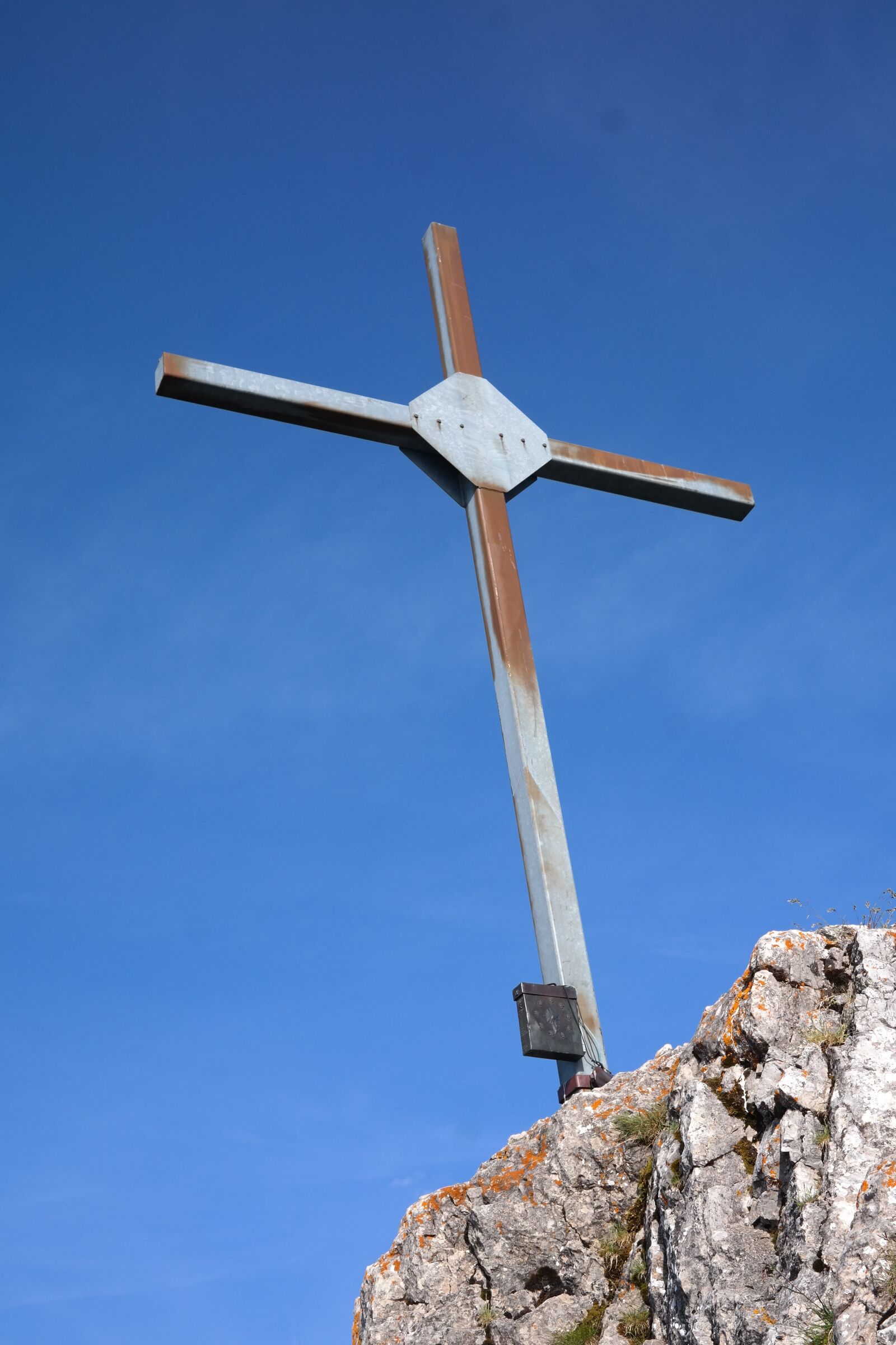 Samsung NX300 sample photo. Summit cross, summit, cross photography